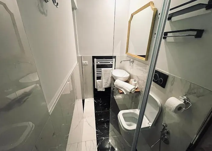 Vatican Tiny House Рим